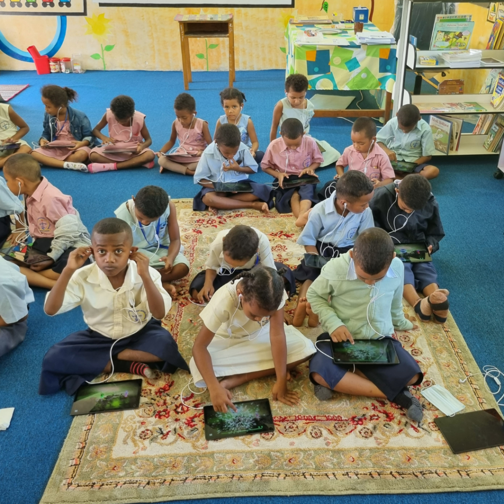 Fiji School Kids